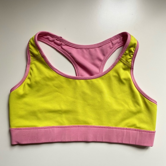 ⭐️SOLD⭐️Reversible Nike Sports Bra - Picture 5 of 5